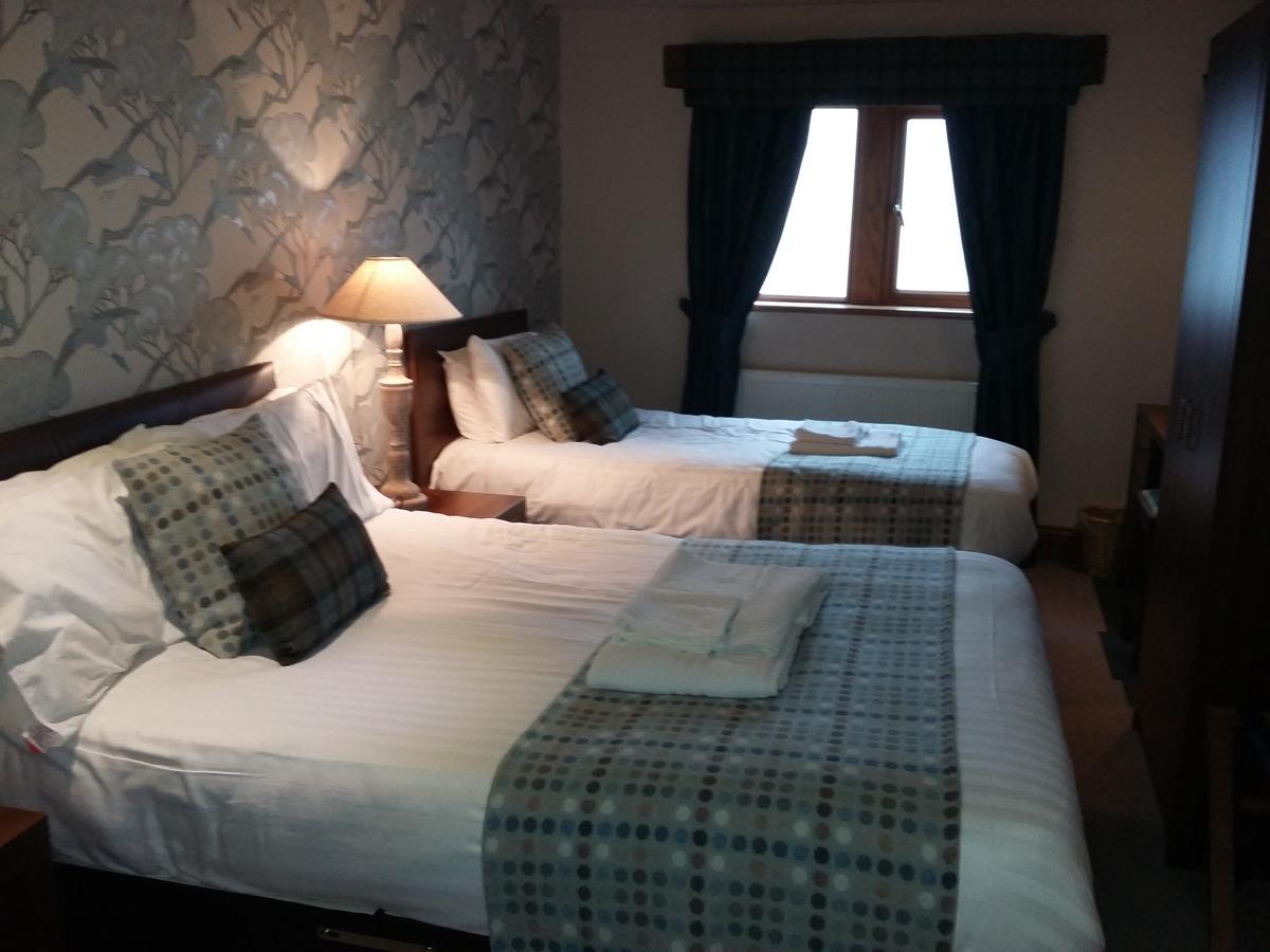The Huntsman Inn Holmfirth Kültér fotó