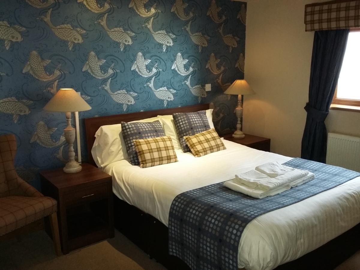 The Huntsman Inn Holmfirth Kültér fotó