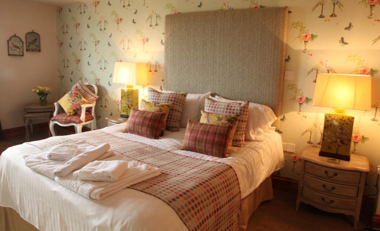 The Huntsman Inn Holmfirth Kültér fotó